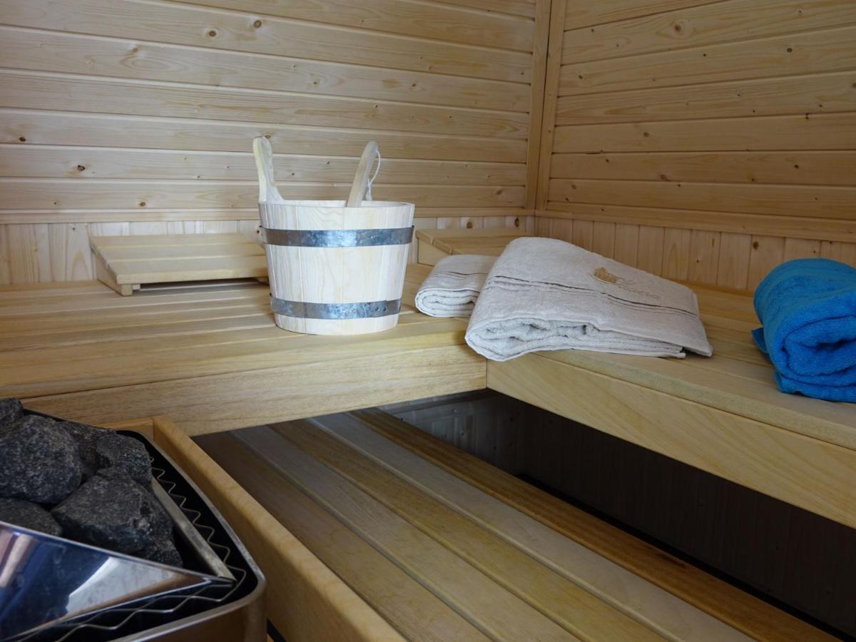 Lush Holiday Home In Earnew Ld Earnewâld Екстериор снимка